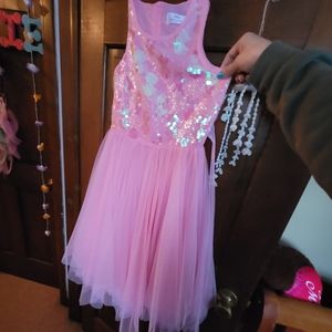 Girls dress